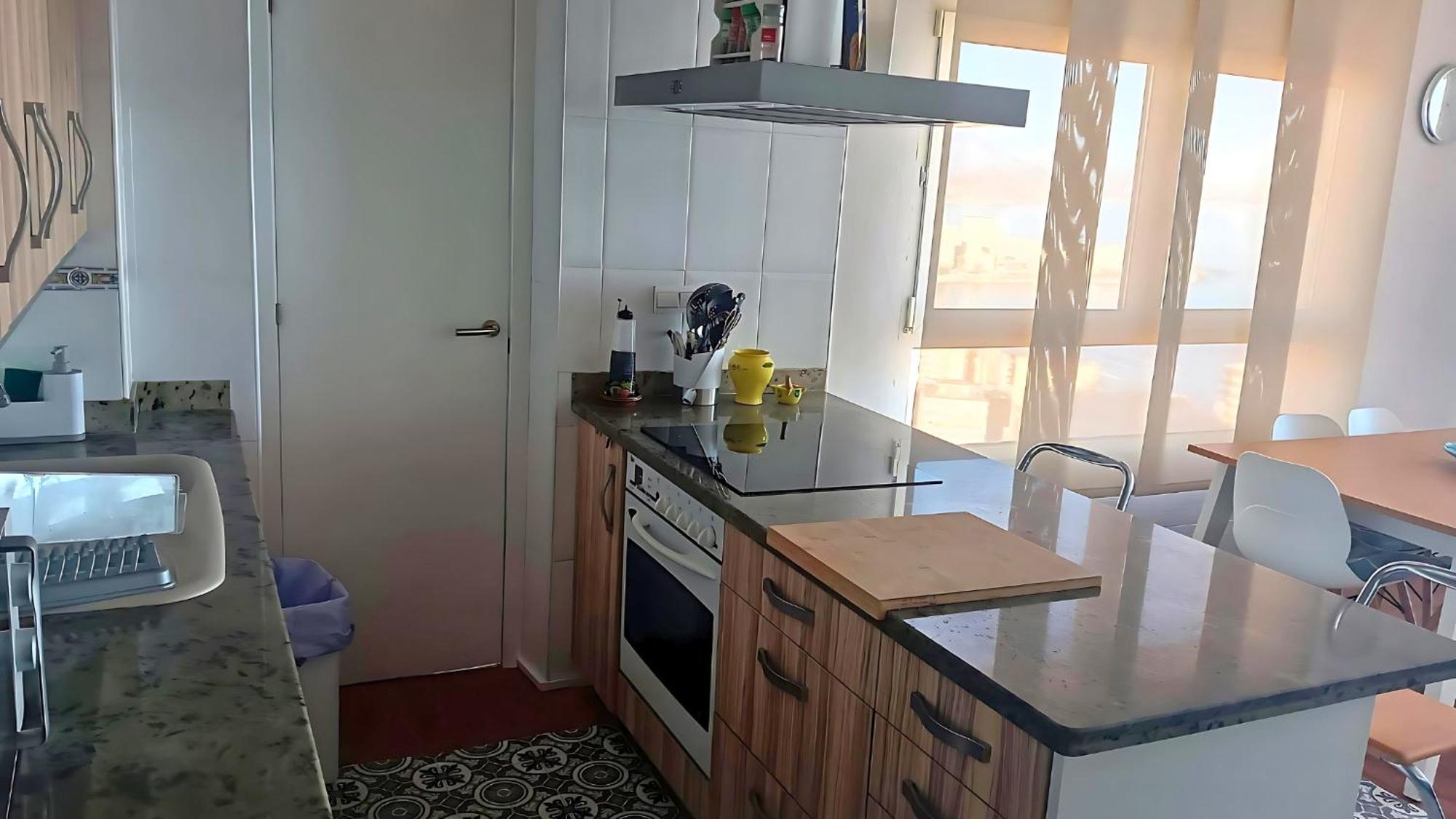 Atico A 50M Del Mar. Parking Gratis. A/C Apartment Ел Кампело Екстериор снимка