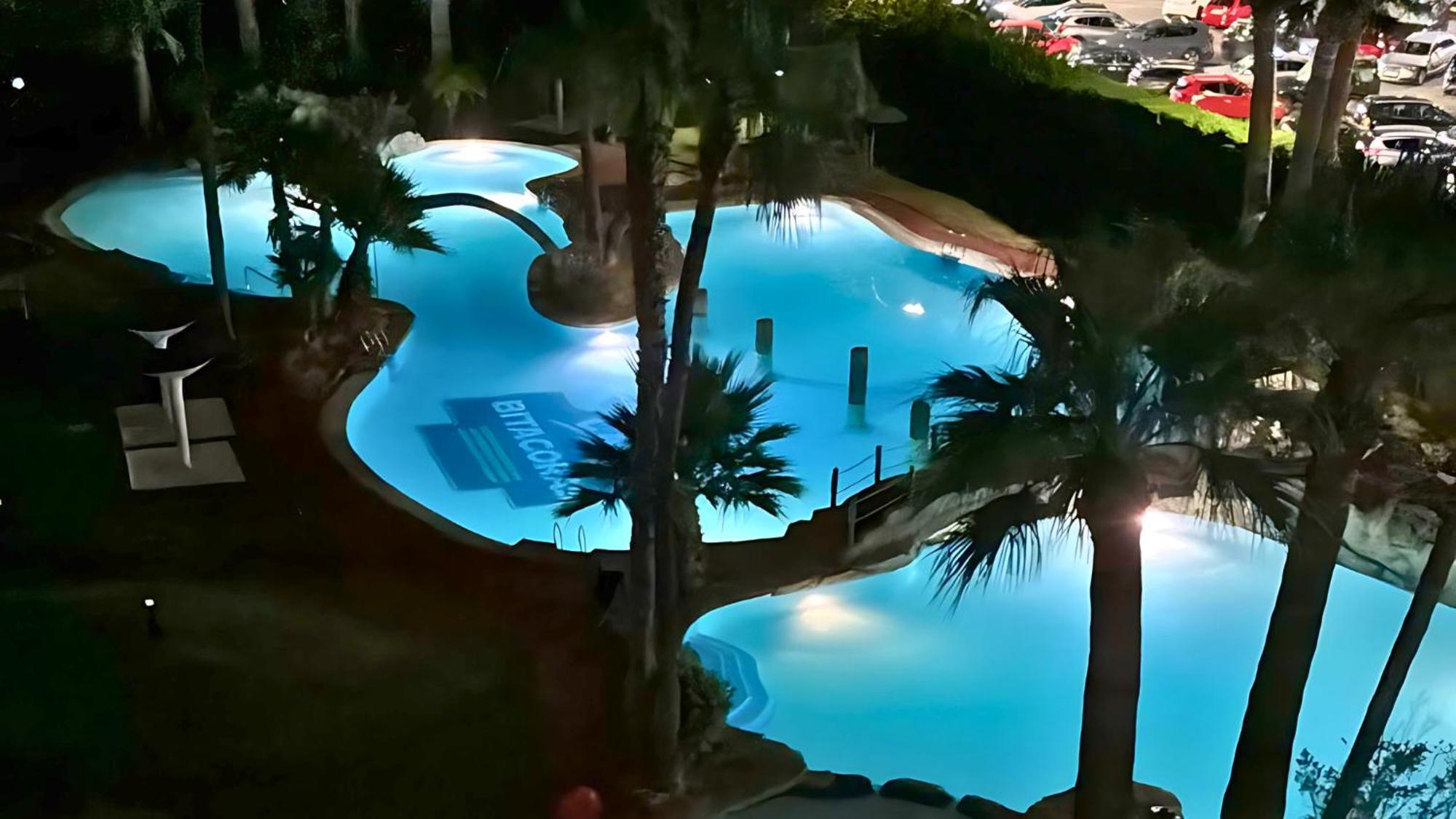 Atico A 50M Del Mar. Parking Gratis. A/C Apartment Ел Кампело Екстериор снимка