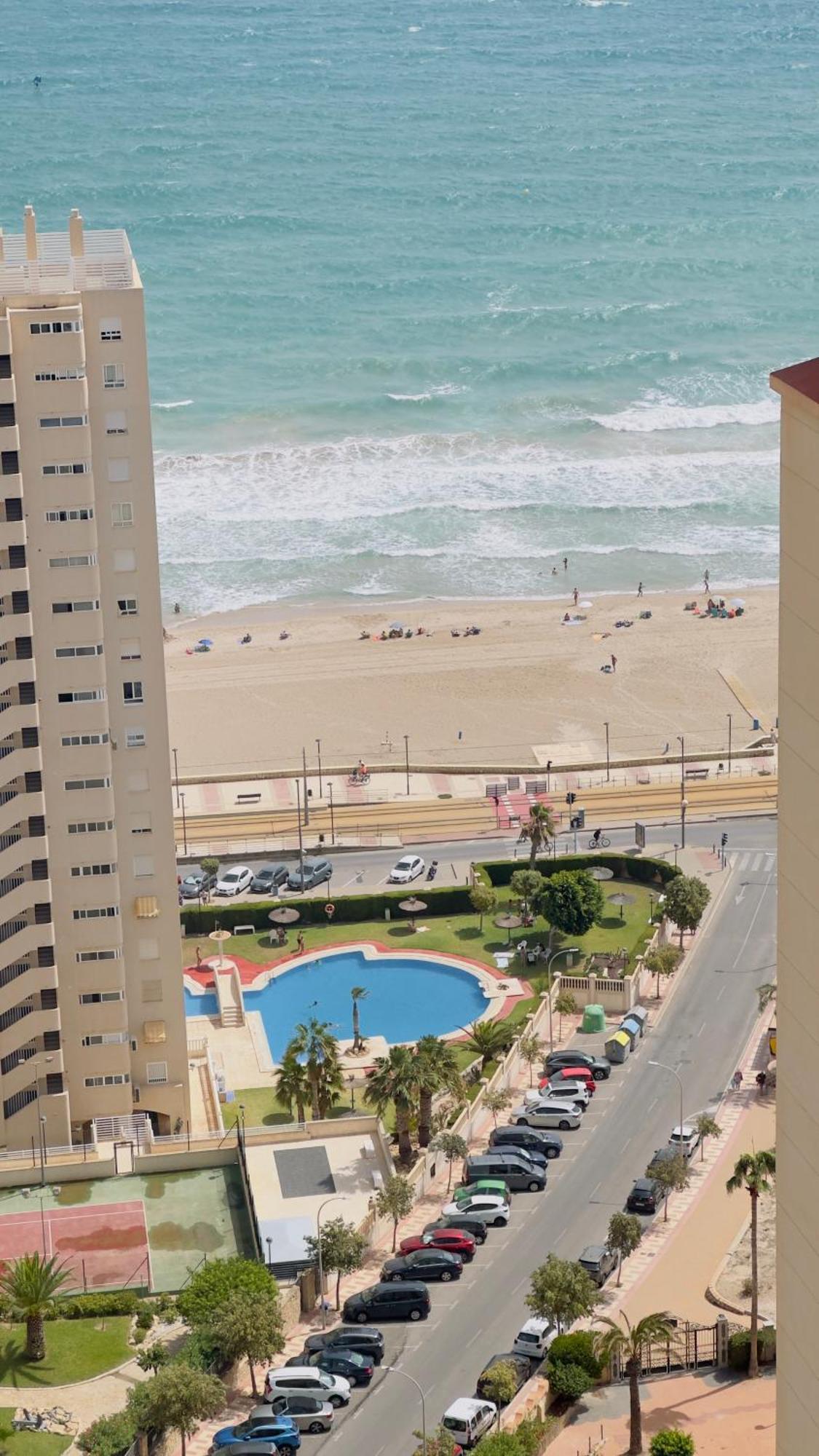 Atico A 50M Del Mar. Parking Gratis. A/C Apartment Ел Кампело Екстериор снимка