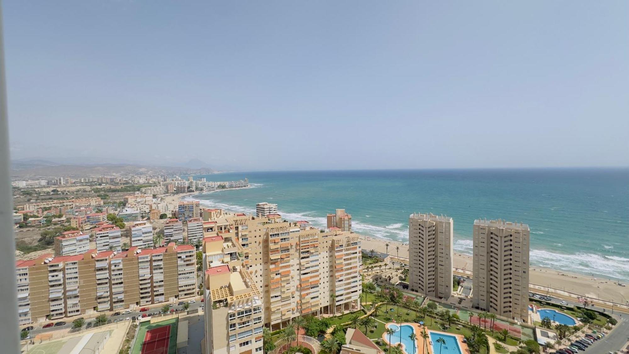 Atico A 50M Del Mar. Parking Gratis. A/C Apartment Ел Кампело Екстериор снимка