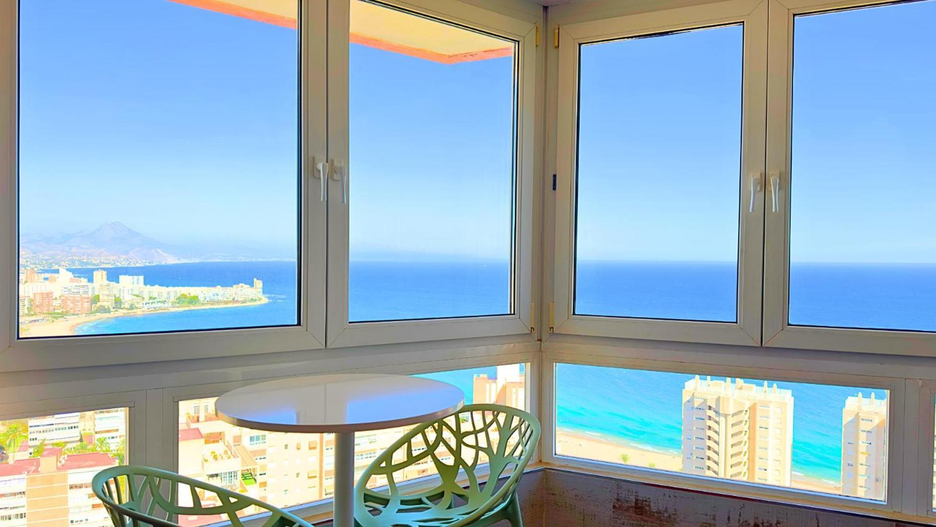 Atico A 50M Del Mar. Parking Gratis. A/C Apartment Ел Кампело Екстериор снимка